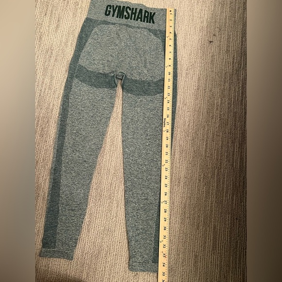 Gymshark compression heathered Green Leggings with Form-Fitting Design - Picture 4 of 6